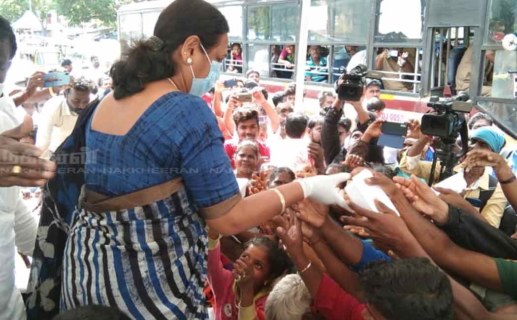 Premalatha Vijayakandh met the people at the Chemmancheri fisherman's residence and distributed food items