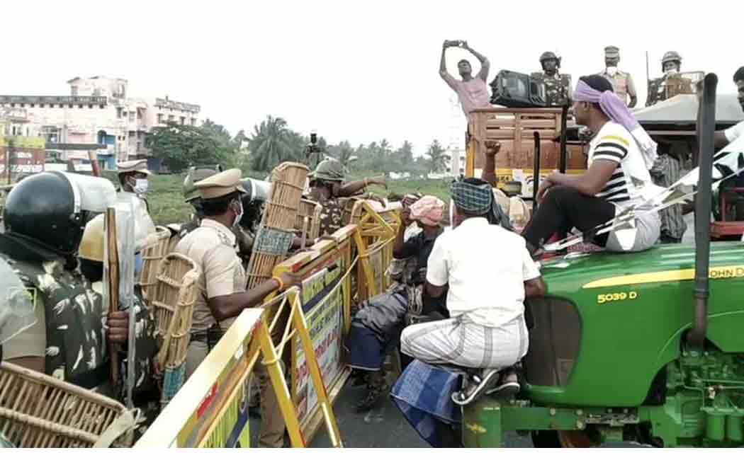 Police rehearsal to suppress farmers rally