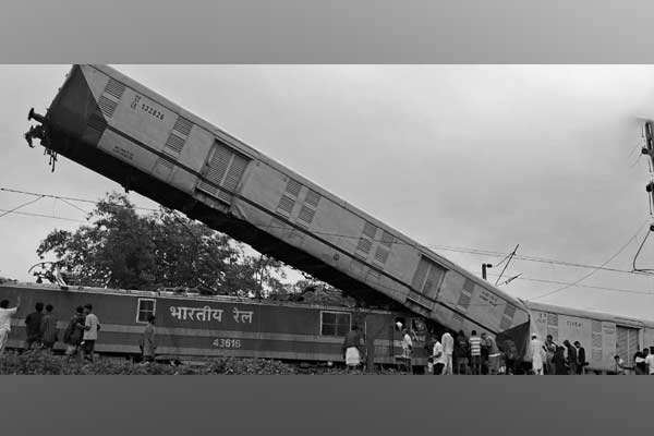 Modi govt should take responsibility for the train incident Congress leaders insist