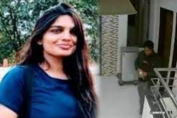Boyfriend incident girlfriend in Pune