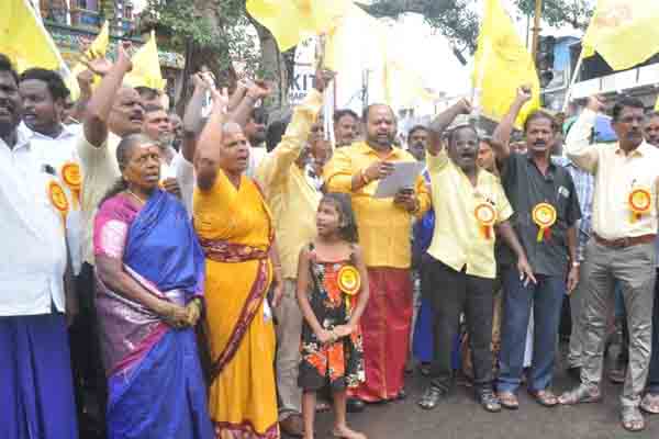 Vanniyar Sangam members protest against Tamil Nadu government