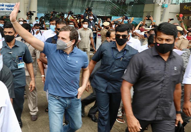 avaniyapuram jallikattu rahul gandhi watching