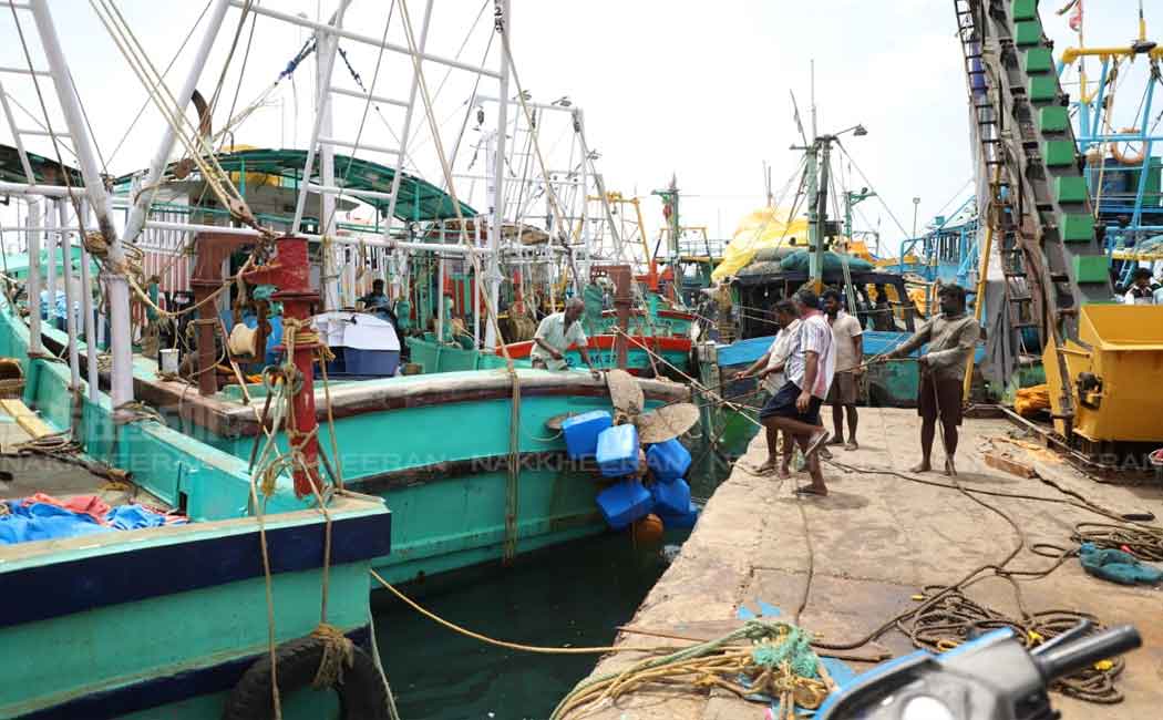 Fishermen getting ready to fishing