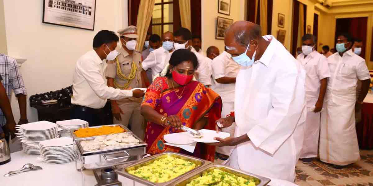 "I will support the implementation of projects for the people" - Tamilisai at the tea party!