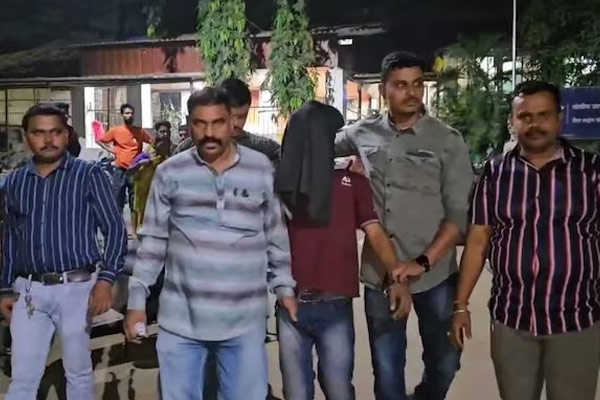A 3-year-old girl was found burnt in maharashtra