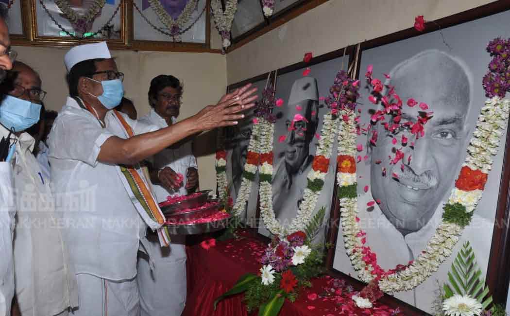 Opening day of the National Congress: KS Alagiri hoisted the flag