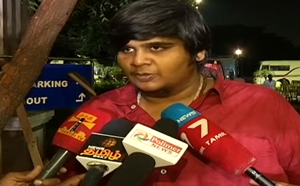 karthik subbaraj ready to join with rajini for a movie