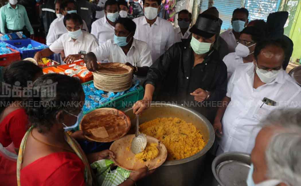 Chief minister who provided food and relief aid