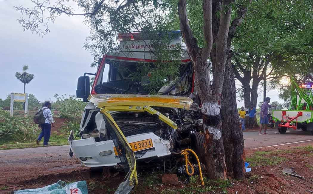 Ambulance accident pregnant woman with a baby passed away
