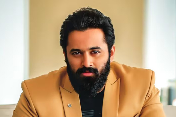 fir register against unni mukundan regards his former manager complaint