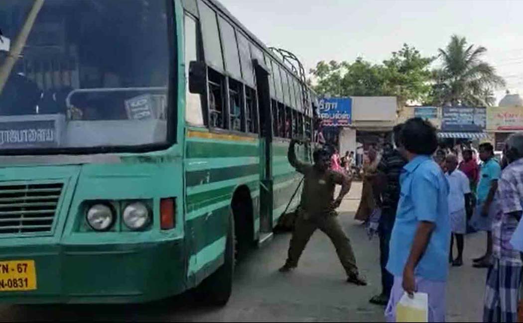 govt bus conductor beat passenger