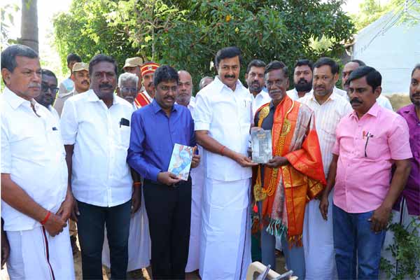 Writer Devibharathi greeted the minister in person
