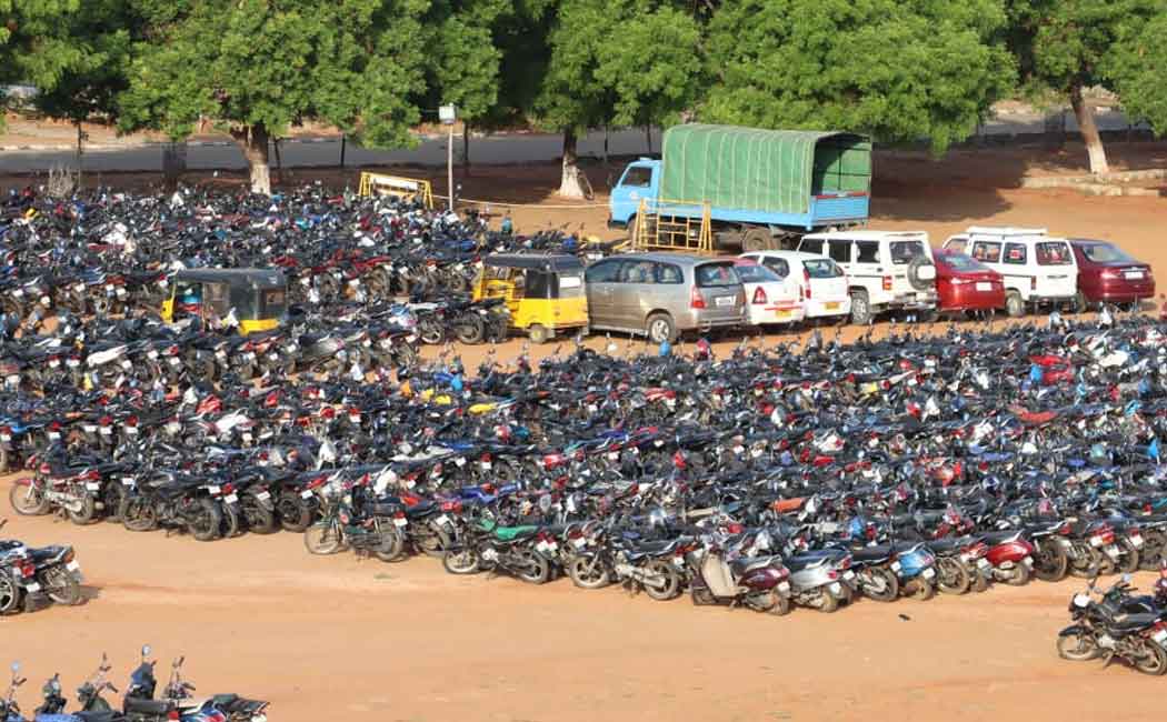 4700 vehicles seized for violating curfew