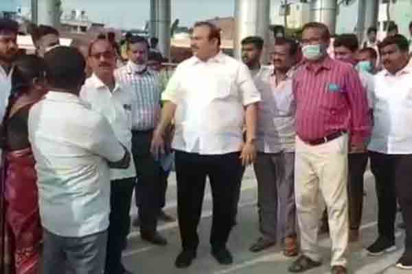MLA inspection at the trichy bus stand