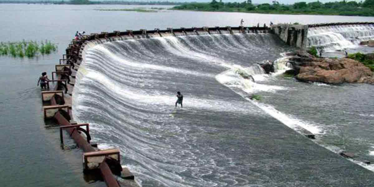 Filled Madurantakam Lake ... Opportunity to open water at any time!
