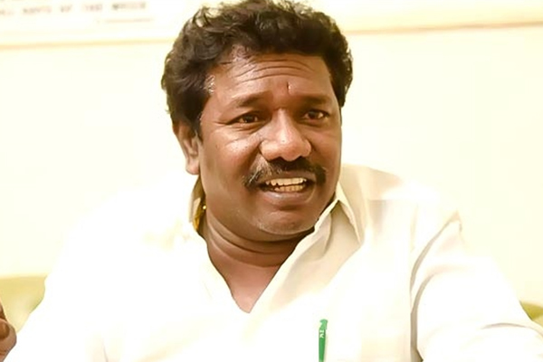 karunas compalint against bayilvan ranganathan regards trisha admk av raju issue