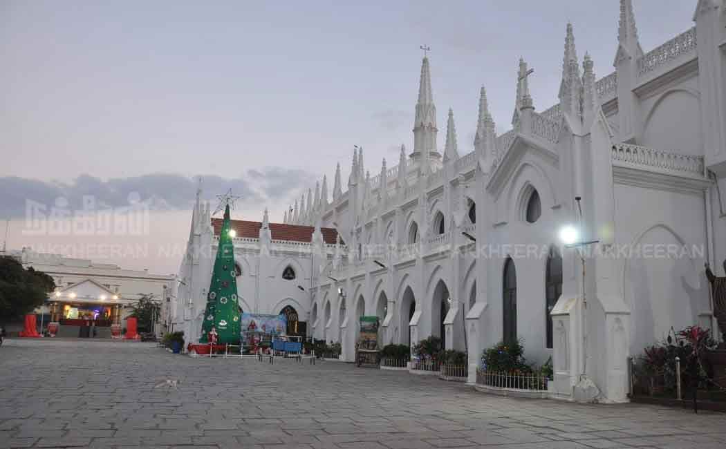 Santom Church, Thiruvallikkeni Parthasarathy Temple closed