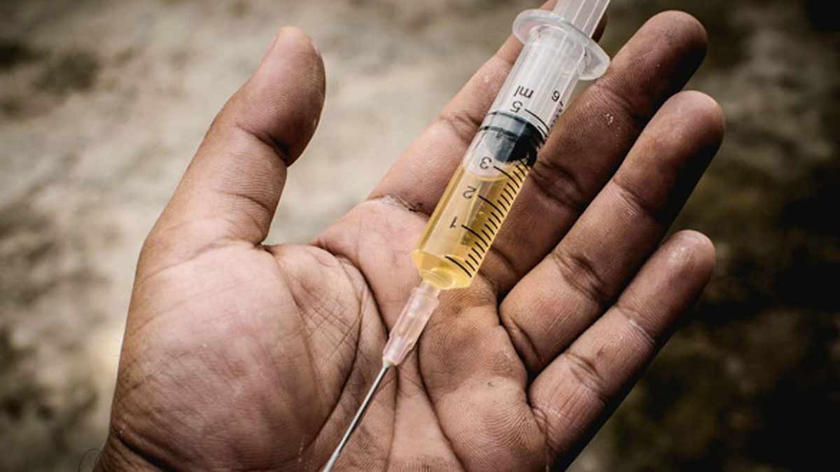 Drug injection that took a life; Three arrested - one caught