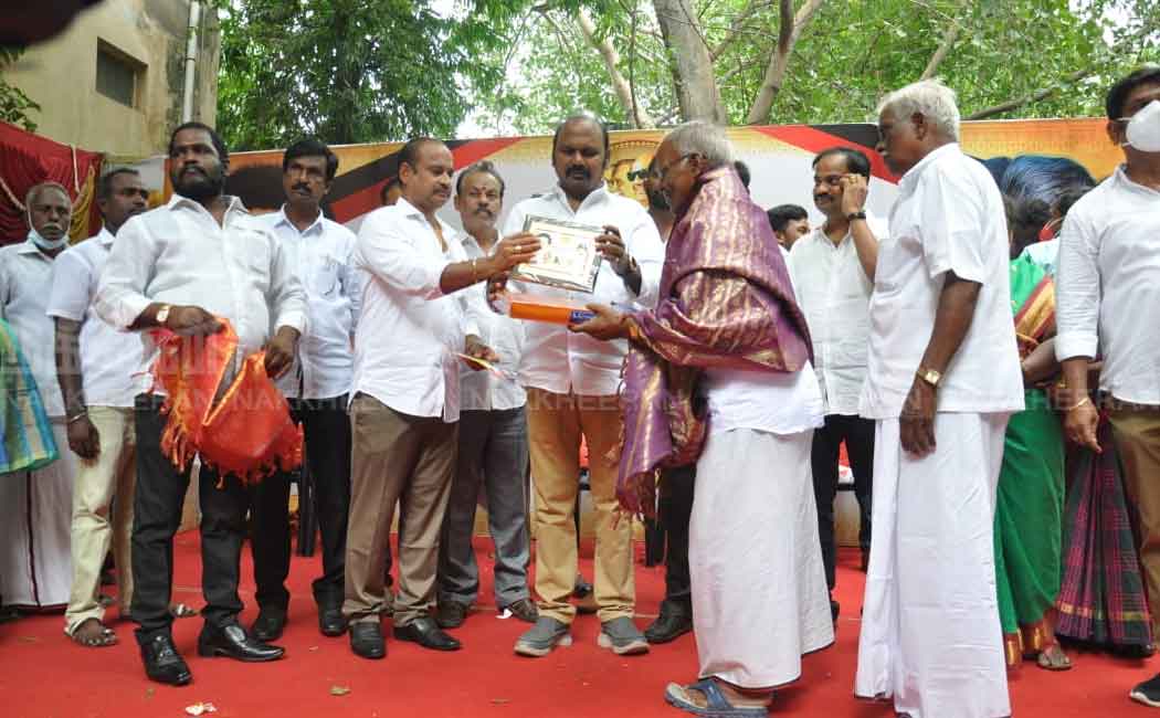 DMK function: MLA who gave incentives