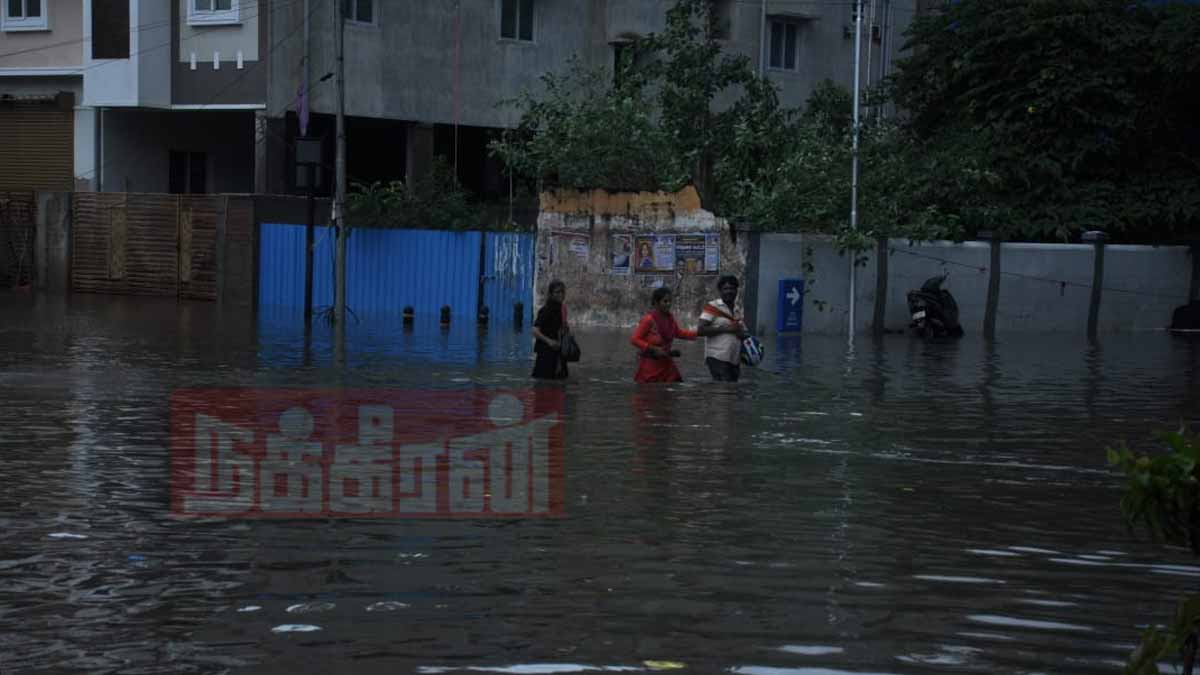 Rain in Chennai (Photos)
