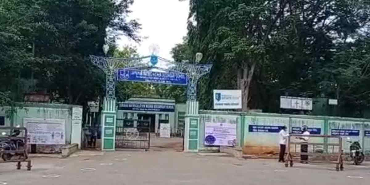 Corona students, parents fear for 3 teachers in Cuddalore district!
