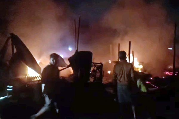 A fire broke out in a shop selling wedding goods as 4 cylinders exploded