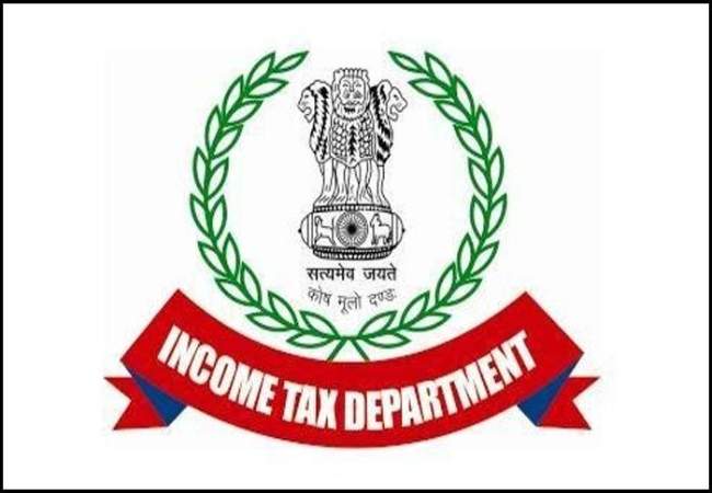 sasikala sudhakaran, ilavarasi properties income tax raid