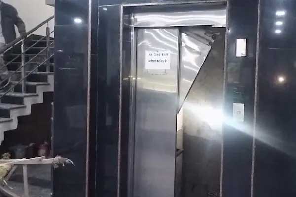 Tragedy happened to the mother within a few hours of giving birth in uttar pradesh