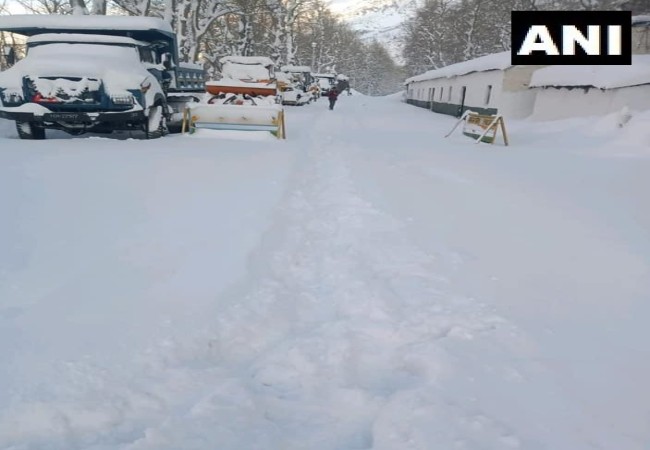 kashmir and himachal pradesh heavy snowfalls