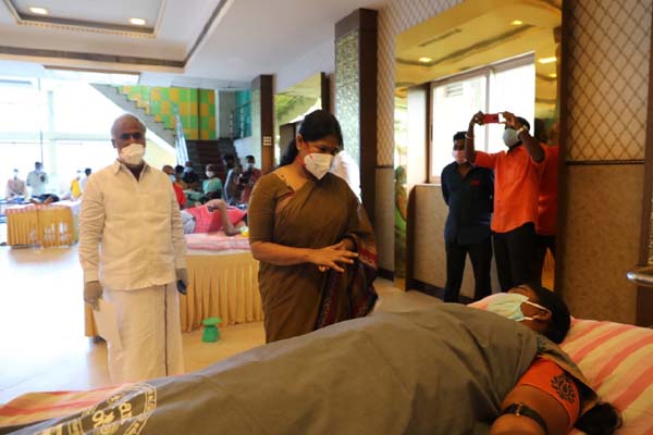 Blood donation - kanimozhi mp - dmk - corona virus issue -