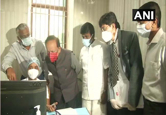 coronavirus vaccine union health minister visit chenna rajiv gandhi hospital