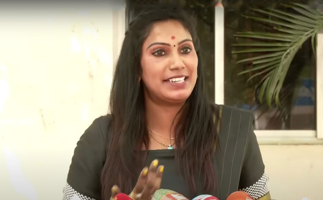 complaint against Nityathadi balaji wife nithya in police station