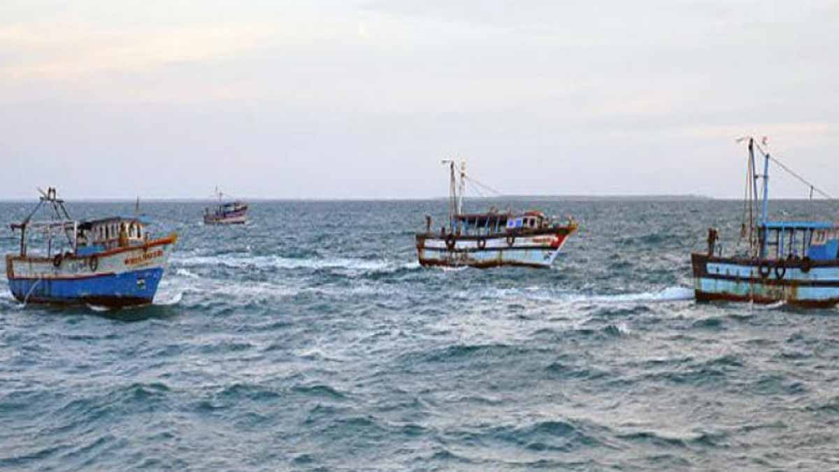 shock in the morning; 8 Tamil Nadu fishermen arrested