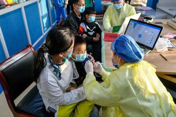 Mystery fever targeting children; People in fear in china