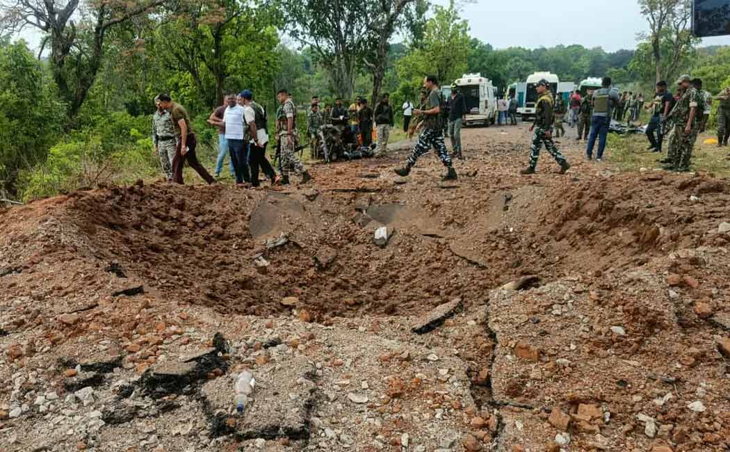 Attack in Chhattisgarh; Rahul Gandhi condemns PM Modi