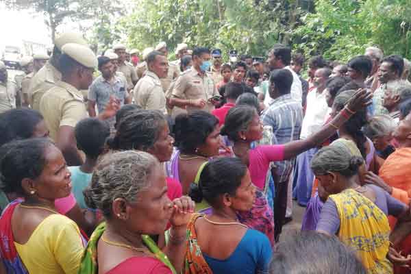 Isn't there a doctor to save youth life ..? Relatives besiege struggle ...!