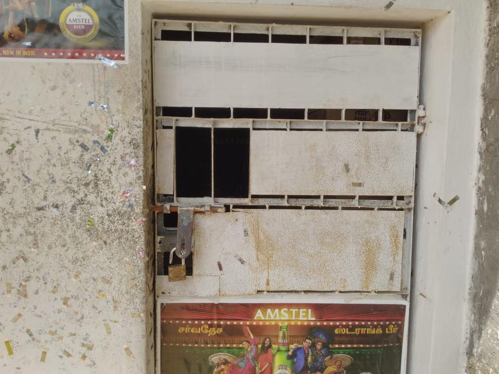 Two tasmac in the same town ... thieves who handcuffed both!