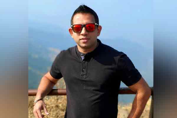 savarkar grandson filed case against rahul gandhi