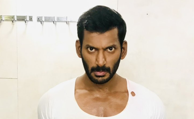 vishal about 18 years of sandakozhi