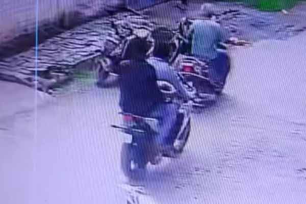 puducherry cashier issue police investigation started