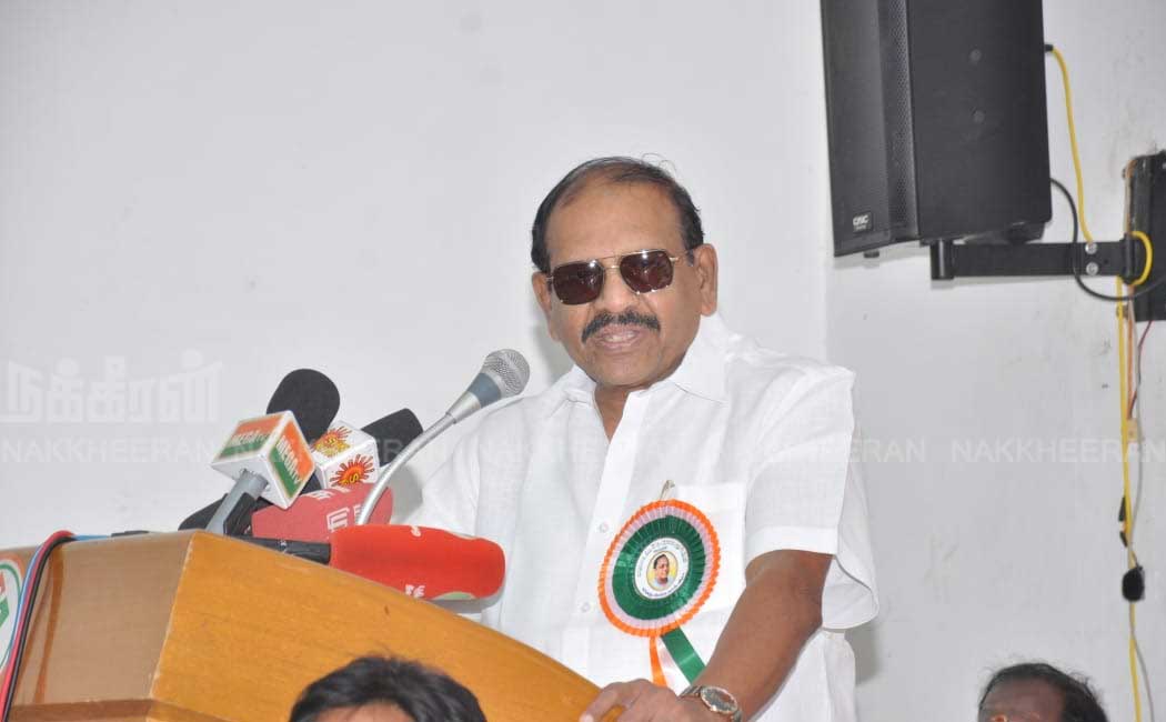 Vazhapadi k Ramamurthy's birthday party under the leadership of Tamil Nadu Congress (Pictures)