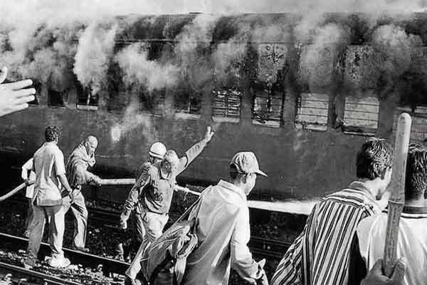 Man arrested in Godhra riots case absconds abd he get caught by police