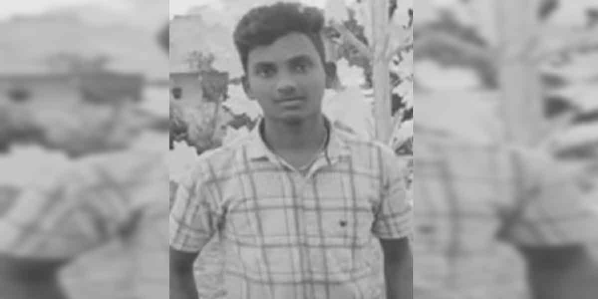 Student's body found on railway tracks