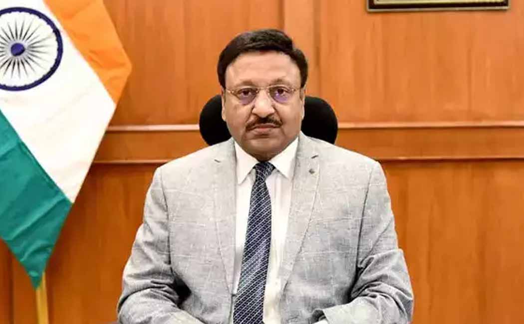 Chief Election Commissioner's letter to voters above 100 years!