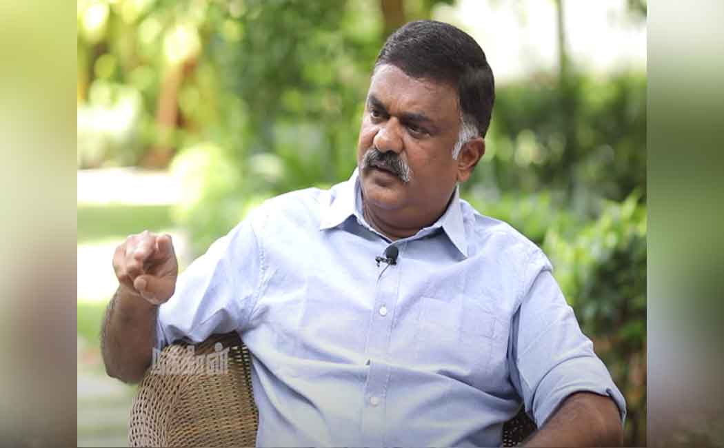 Interview with karthikeya sivasenathipathi about SP. velumani's unknown side