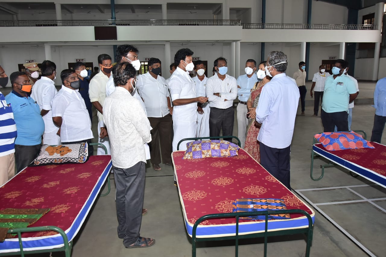 Minister Anbil Mahesh inspects Trichy NIT