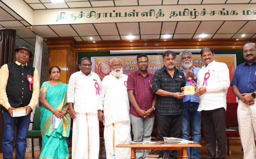 Govt award should be given in the name of Kaviko! - Resolution at the Haiku Conference in Trichy