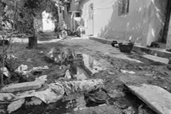 Public suffering for Stagnation of sewage in residential area