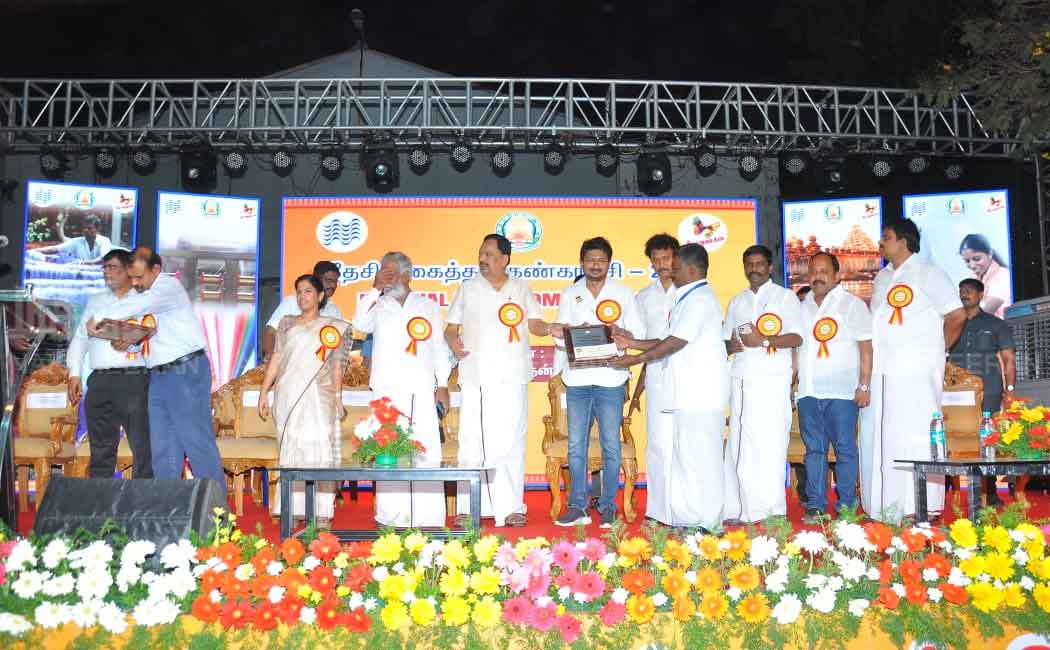 Inauguration of National Handloom Exhibition (Photos)