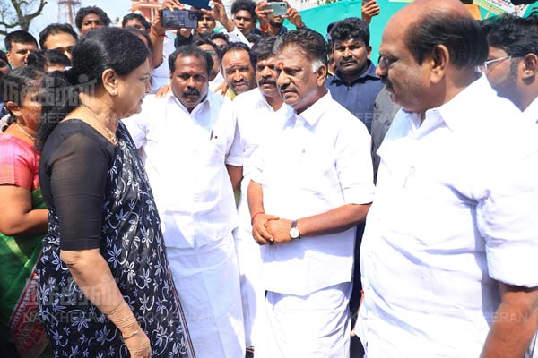 O. Panneerselvam - Sasikala sudden meeting